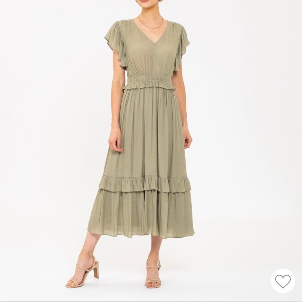 August Sky Sage Green Flutter Sleeve Flowy A-line Tiered MIDI Dress Small NWOT